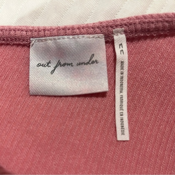 Urban Outfitters Out From Under Love Hurts Asymmetrical Off-The-Shoulder Top - Picture 5 of 5